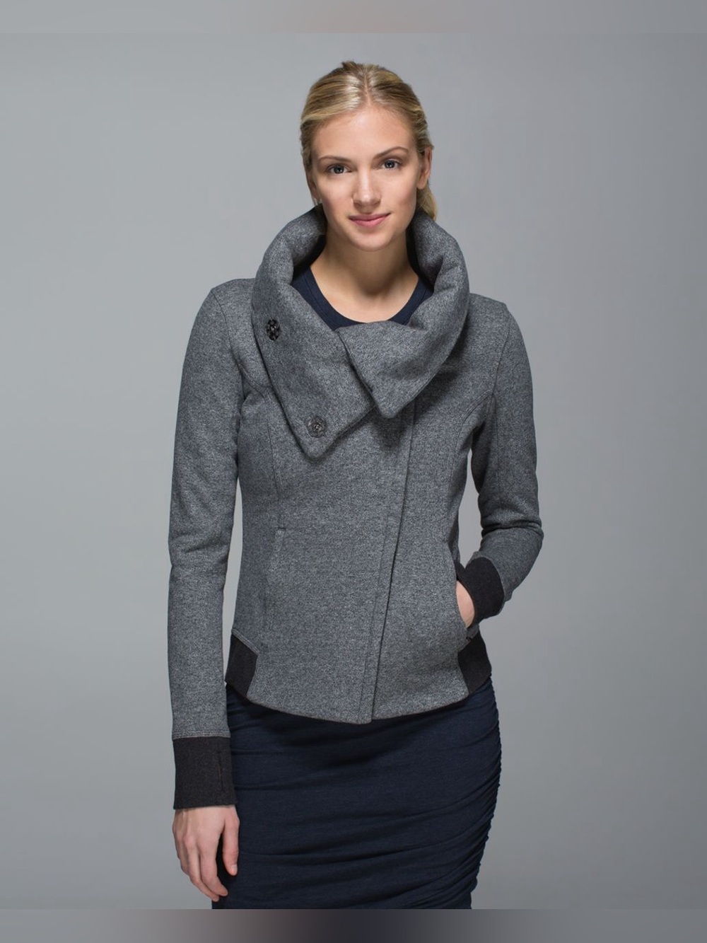 Lululemon Karmacollected Jacket in Heathered Speckled Black Size: 8
